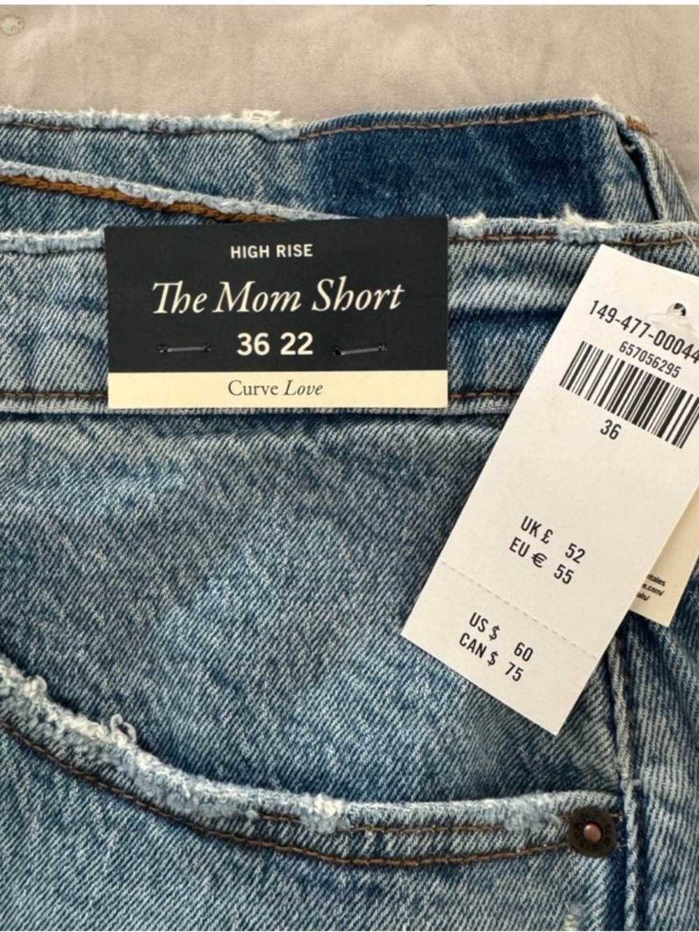 Abercrombie & Fitch Light Blue Denim Mom Short High Rise